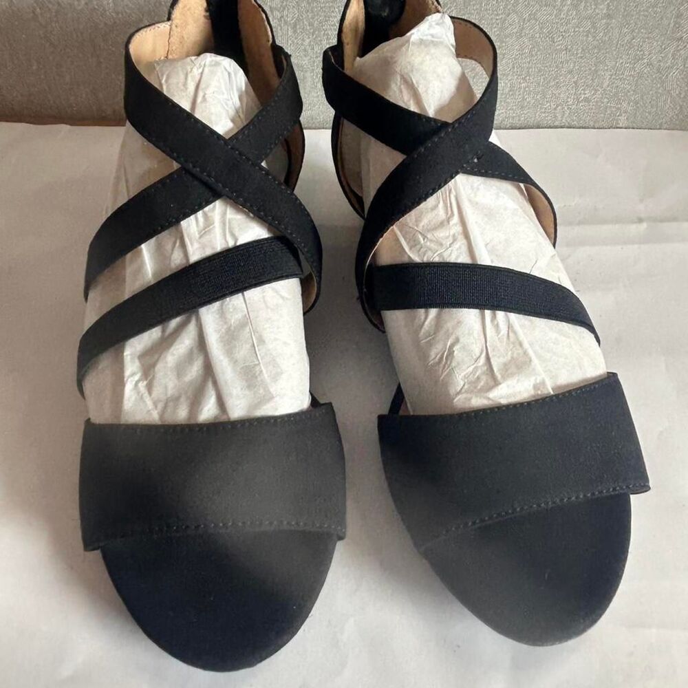 Arabella Women's Black Courts